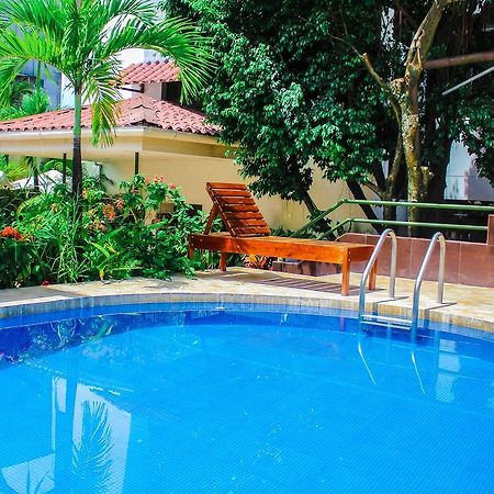 Amazon Hotel Iquitos Extérieur photo