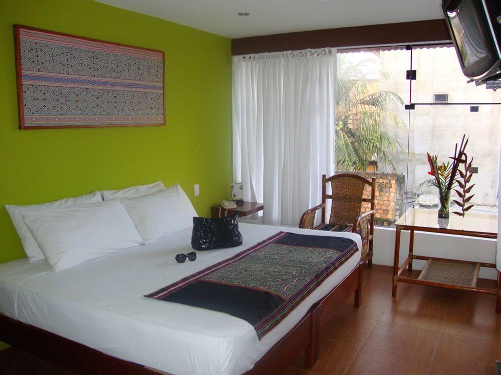 Amazon Hotel Iquitos Extérieur photo