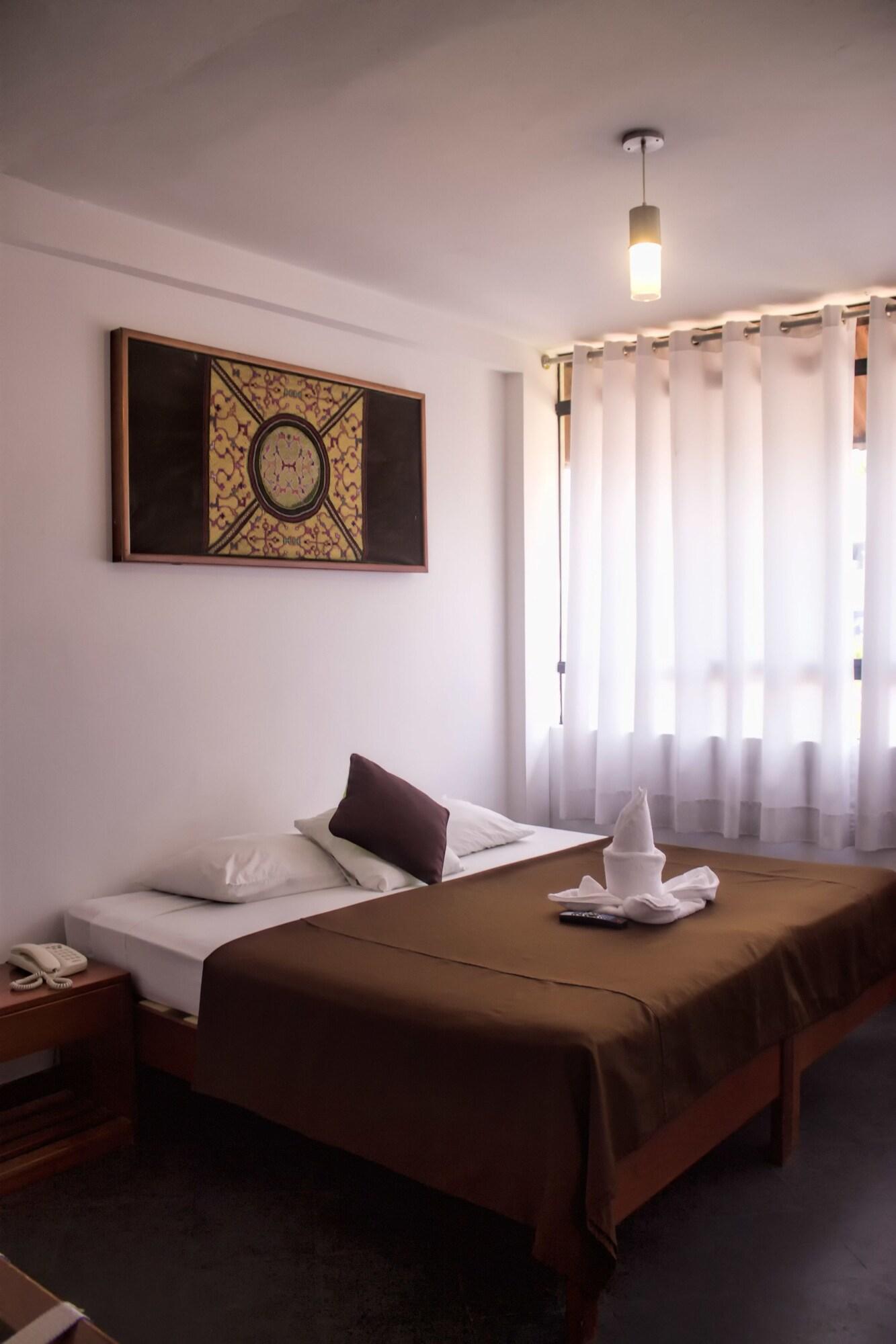 Amazon Hotel Iquitos Extérieur photo