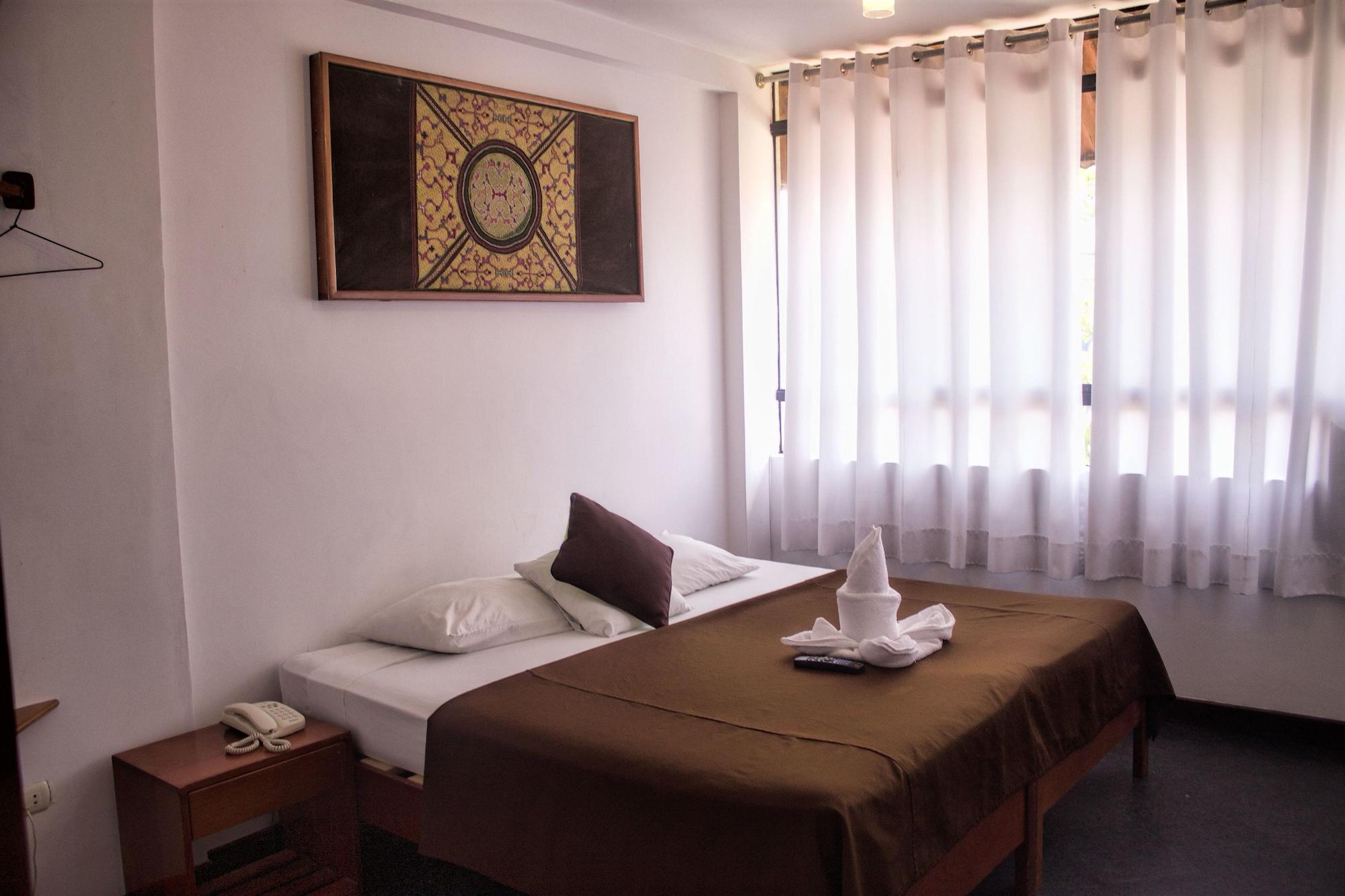 Amazon Hotel Iquitos Extérieur photo