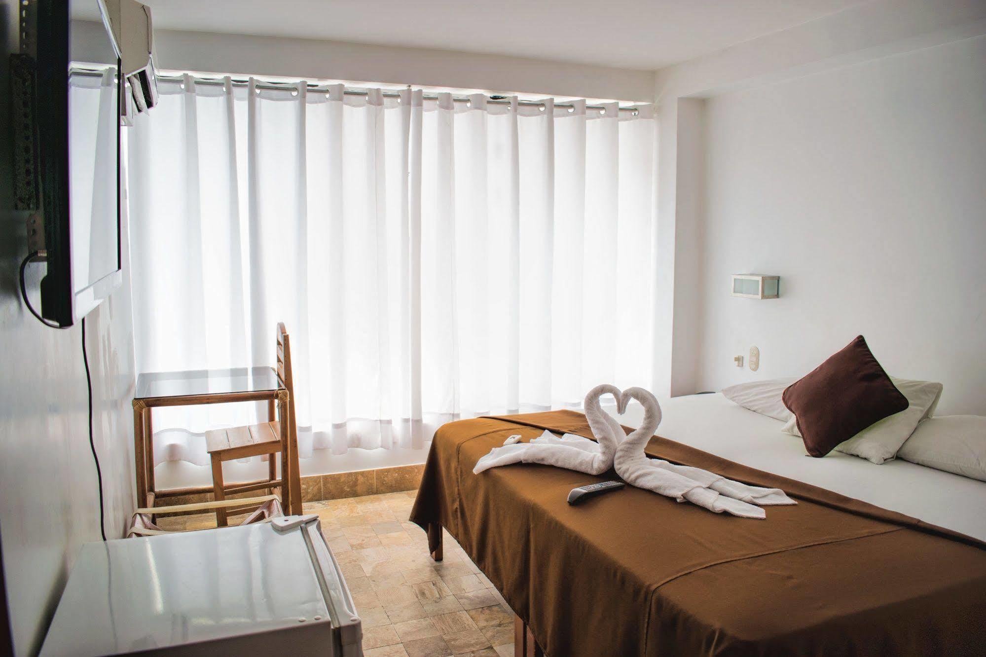 Amazon Hotel Iquitos Extérieur photo